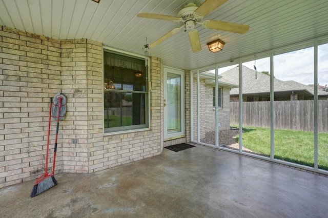 2133 E Cragmont St, Springfield, MO 65804 - unfurnished sunroom with a ceiling fan