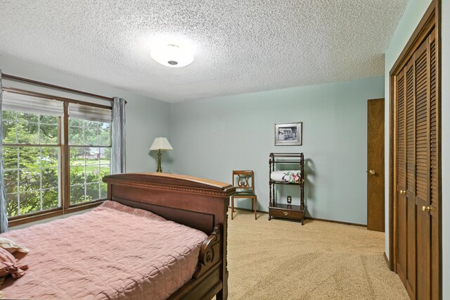 915 Rocketdyne Rd, Neosho, MO 64850