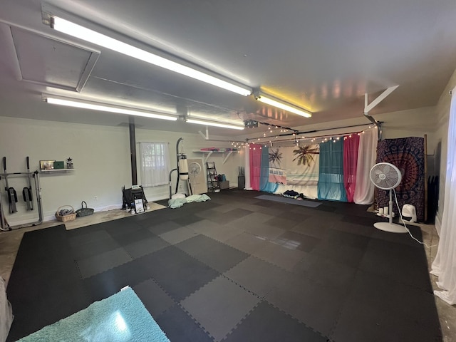 1014 Sassafras St, Willow Springs, MO 65793 - workout area with a garage