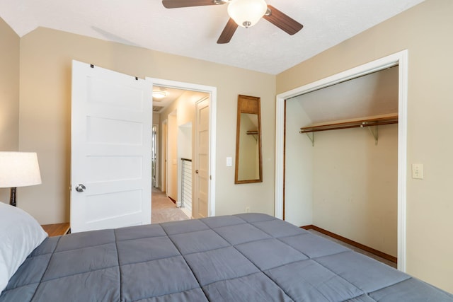 3115 E Lark St, Springfield, MO 65804 - bedroom featuring a closet and a ceiling fan