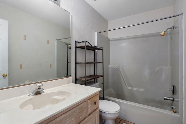 5911 S Farm Rd Unit 157, Springfield, MO 65810 - bathroom featuring shower / washtub combination, vanity, and a textured wall
