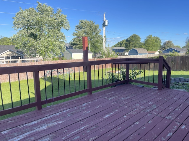 718 S Ridgecrest Ave, Nixa, MO 65714 - wooden deck featuring a fenced backyard