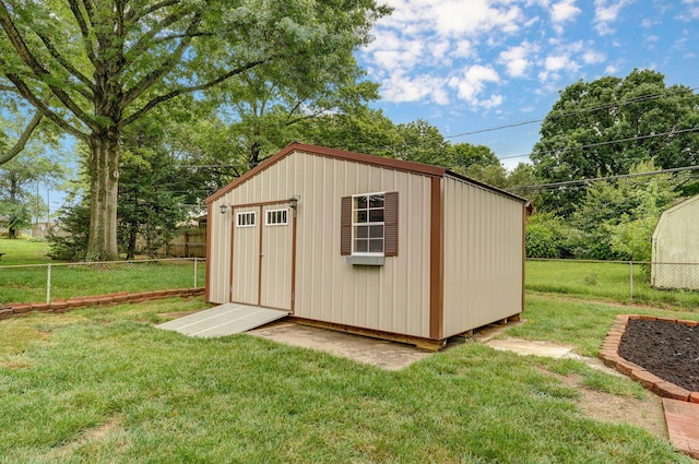 3112 E Lomita St, Springfield, MO 65804 - view of shed featuring a fenced backyard