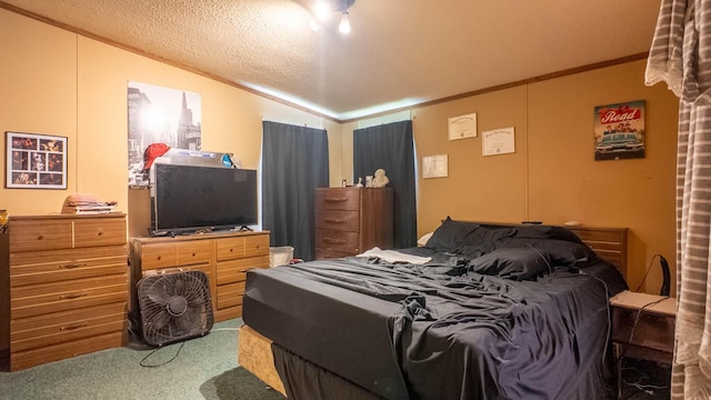 167 Timber Valley Rd, Mammoth Spring, AR 72554 - bedroom featuring carpet, ornamental molding, and lofted ceiling
