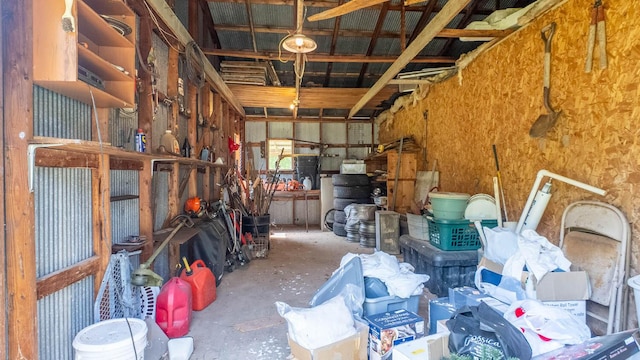 185 Timber Valley Rd, Mammoth Spring, AR 72554 - storage room with a garage