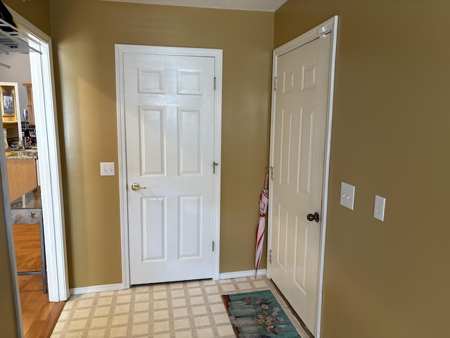 4849 W Rose Hill Rd, Billings, MO 65610 - hall with light flooring and baseboards