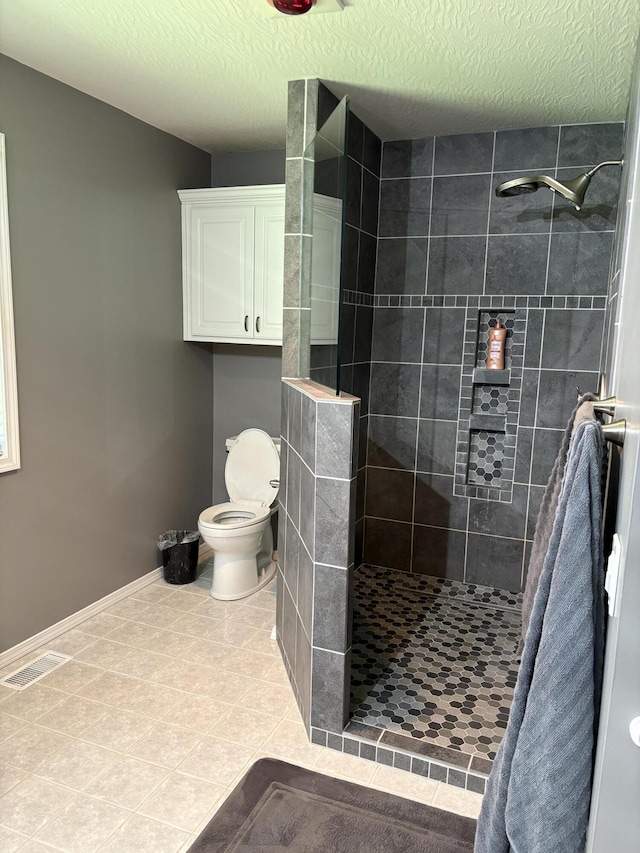 4849 W Rose Hill Rd, Billings, MO 65610 - full bath with tiled shower and tile patterned floors