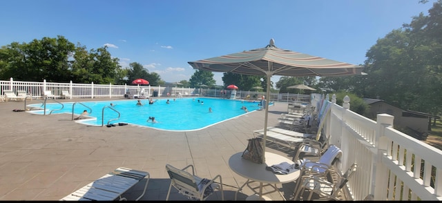 835 Fairview St Unit 3, Branson, MO 65616 - community pool featuring a patio