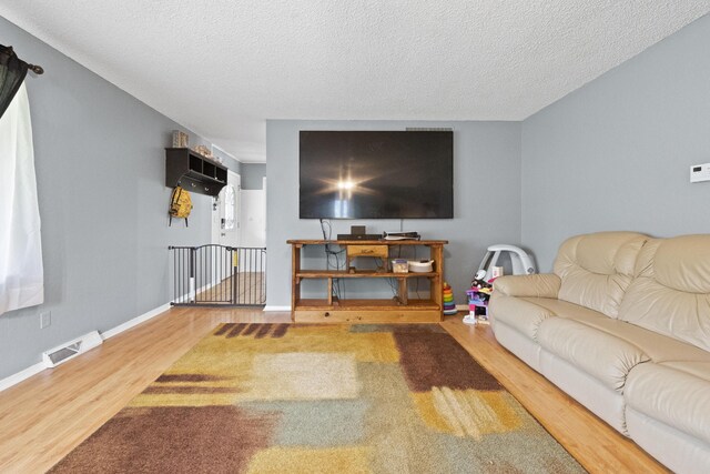 600 Hunters Creek Dr, Lebanon, MO 65536 - photo 16
