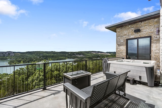355 Catalina Dr, Branson, MO 65616 - balcony with a hot tub and a water view