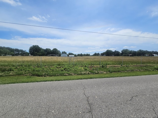 000 E Church St, Aurora, MO 65605