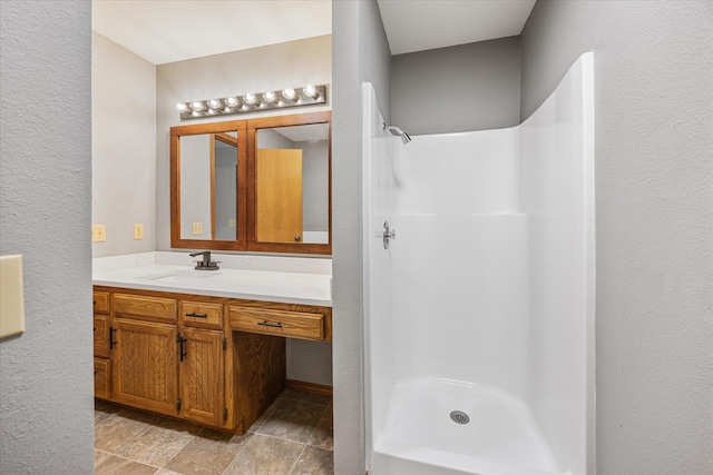 951 S Alex Ave, Springfield, MO 65802 - bathroom with a shower and vanity