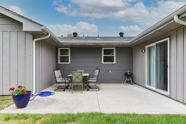 2823 E Catalpa St, Springfield, MO 65804 - view of patio with a grill