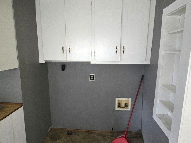 306 S Locust St, Buffalo, MO 65622 - washroom featuring cabinet space and hookup for a washing machine
