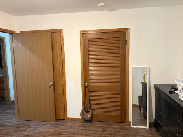 117 E Springfield St, Aurora, MO 65605 - detailed view of wood finished floors and a smoke detector