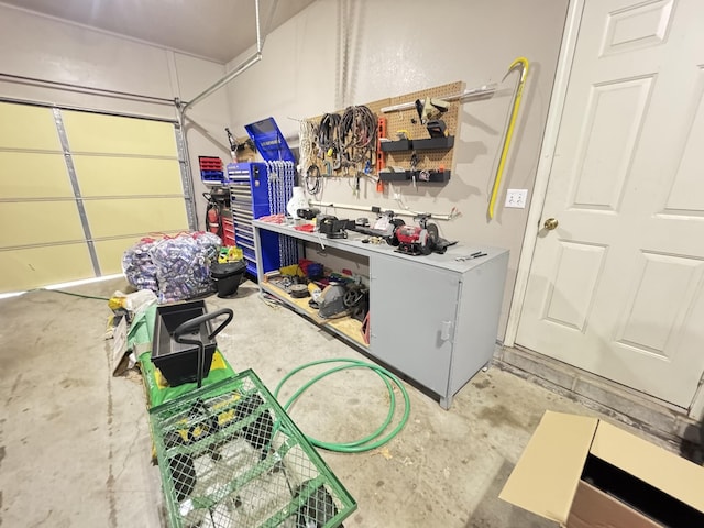 3517 Hackberry Ln, Joplin, MO 64801 - garage featuring a workshop area