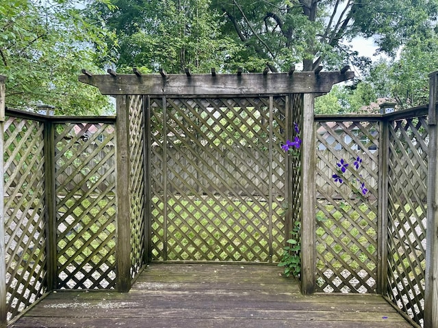 3454 W Countryside Dr, Springfield, MO 65807 - gate featuring a deck
