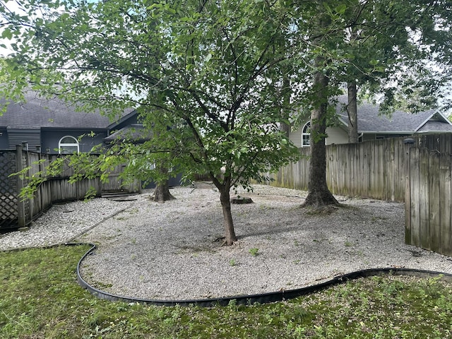 3454 W Countryside Dr, Springfield, MO 65807 - view of fenced backyard