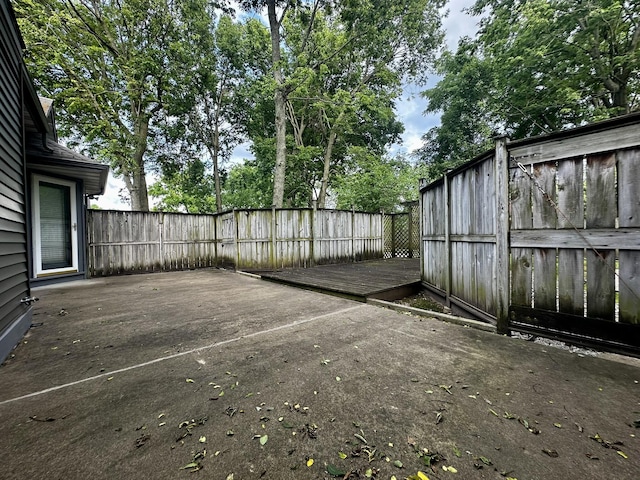 3454 W Countryside Dr, Springfield, MO 65807 - fenced backyard featuring a deck