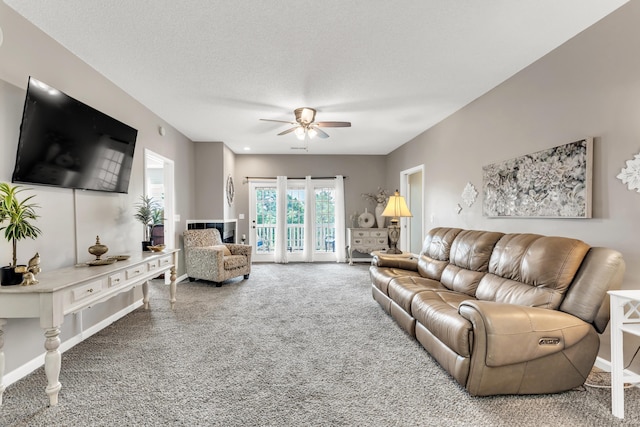 280 W Woodland Dr Unit Ld, Branson, MO 65616 - living area featuring carpet floors and a ceiling fan