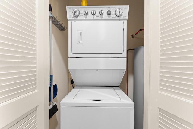 200 Majestic Dr Unit 1-303, Branson, MO 65616 - laundry room with estacked washer and dryer