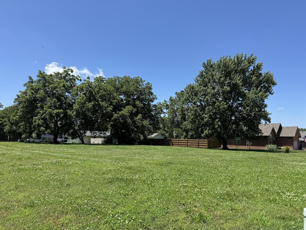 000 S Hedgewood Dr, Bolivar, MO 65613 - photo 2