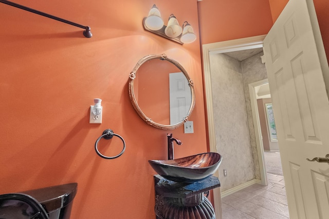 966 S Carriage Ave, Springfield, MO 65809 - bathroom featuring a sink and tile patterned flooring