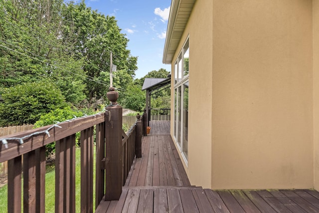 966 S Carriage Ave, Springfield, MO 65809 - view of deck