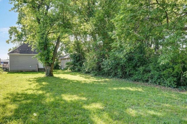 619 N Nettleton Ave, Springfield, MO 65802 - view of green lawn