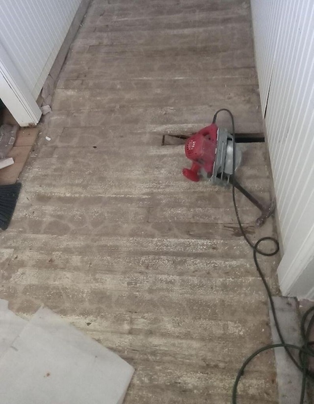 106 S Gilmore St, Miller, MO 65707 - detailed view of wood finished floors