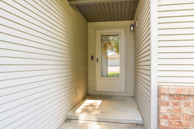 828 S Chinkapin Ave, Nixa, MO 65714 - property entrance