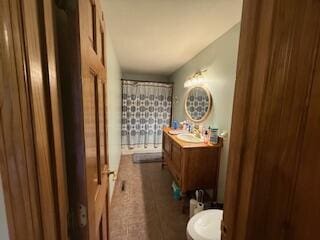 5125 S Walnut Hill Rd, Springfield, MO 65810 - full bath featuring vanity and toilet