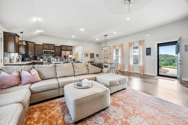 893 Azalea Ln, Clever, MO 65631 - photo 9
