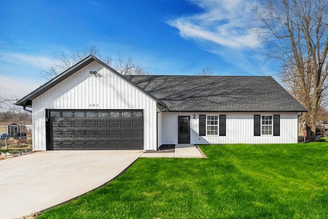 305 Crescent St, Aurora, MO 65605 - modern farmhouse style home with an attached garage, concrete driveway, a front lawn, and roof with shingles