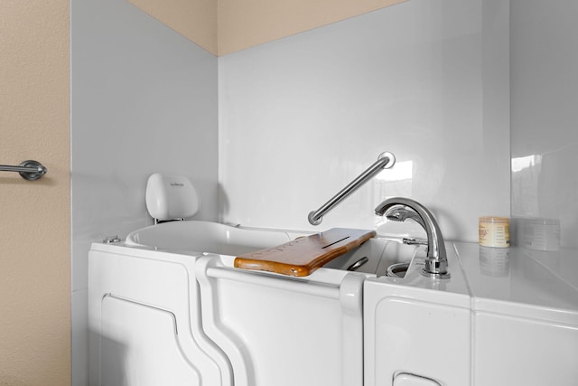 215 Split Rock Dr, Hollister, MO 65672 - view of laundry area