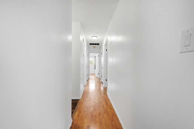 1541 E Crestview St, Springfield, MO 65804 - hall featuring light wood-type flooring and baseboards