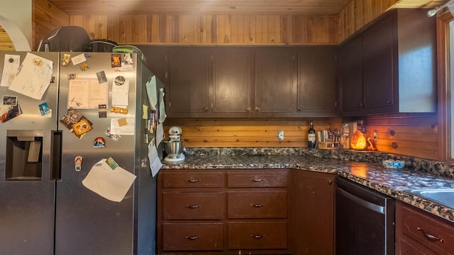 1160 Bethel Ave, Mammoth Spring, AR 72554 - kitchen featuring stainless steel appliances and dark stone counters