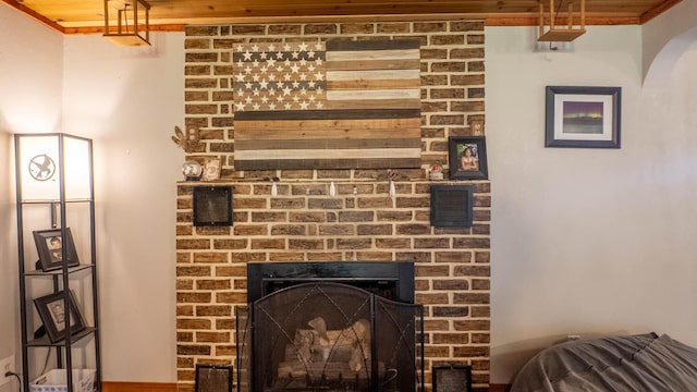 1160 Bethel Ave, Mammoth Spring, AR 72554 - detailed view of a brick fireplace