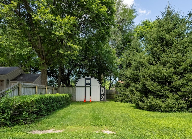220 E Portland St, Springfield, MO 65807 - fenced backyard featuring a shed