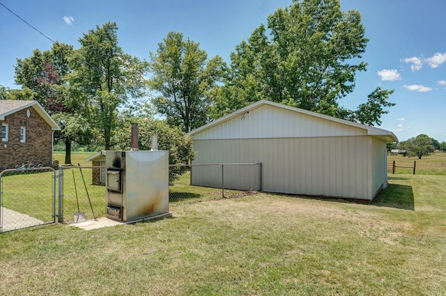 13762 State Highway Z, Verona, MO 65769 - view of yard featuring a gate