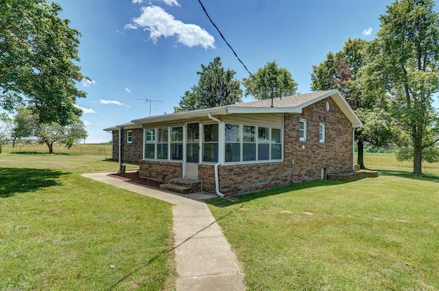 13762 State Highway Z, Verona, MO 65769 - view of front of home featuring a front lawn, brick siding, and crawl space