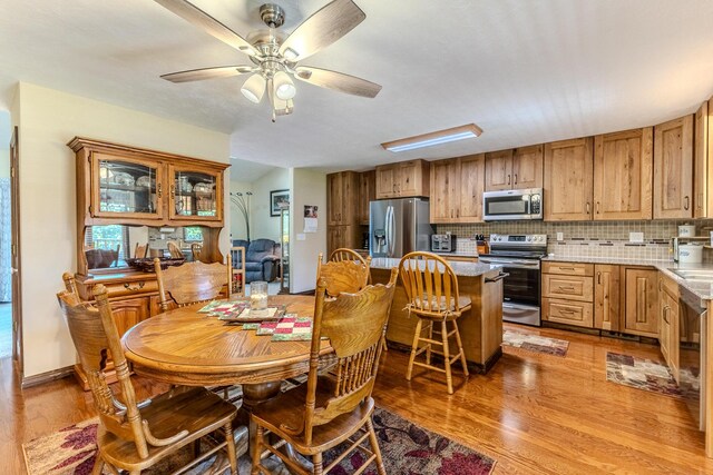 10675 State Highway Aa, Grovespring, MO 65662 - dining area featuring light wood-type flooring and a ceiling fan
