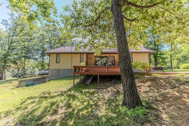 10675 State Highway Aa, Grovespring, MO 65662 - back of property with a deck and a yard