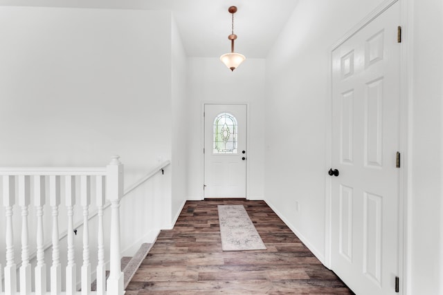 639 N Althea Ave, Nixa, MO 65714 - foyer with wood finished floors and baseboards