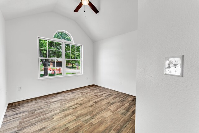 639 N Althea Ave, Nixa, MO 65714 - unfurnished room featuring wood finished floors, ceiling fan, and vaulted ceiling