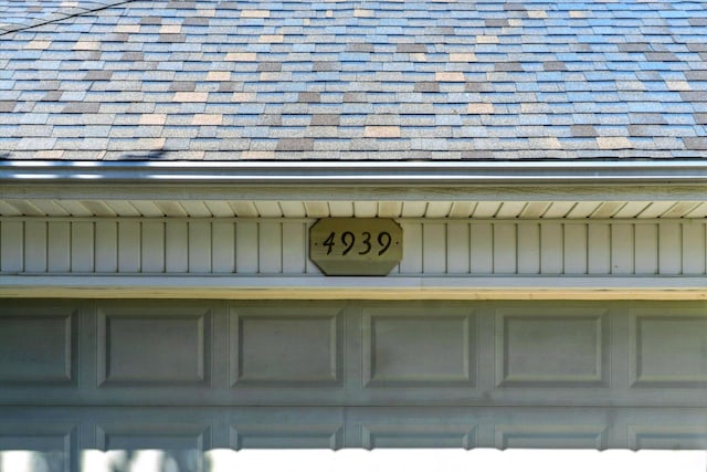4939 S Prairie View Ave, Battlefield, MO 65619 - exterior view of board and batten siding and a shingled roof