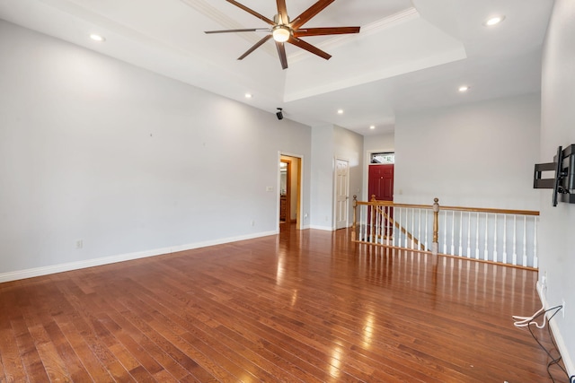 2661 E Ridgewood Dr, Springfield, MO 65804 - unfurnished room featuring a tray ceiling, ceiling fan, wood-type flooring, and recessed lighting