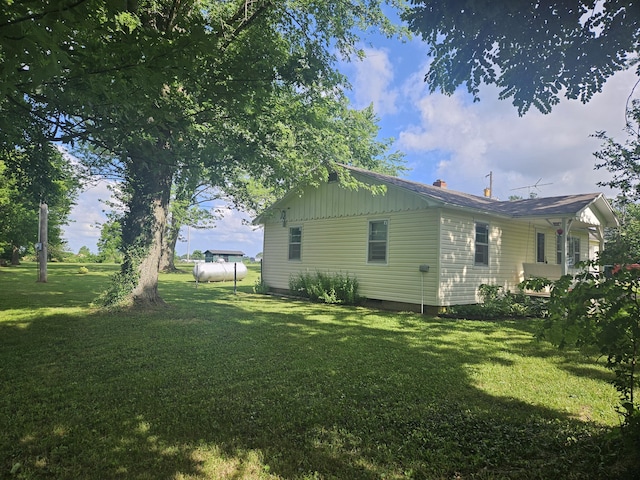 1713 Wall Rd, Mountain Grove, MO 65711 - view of grassy yard