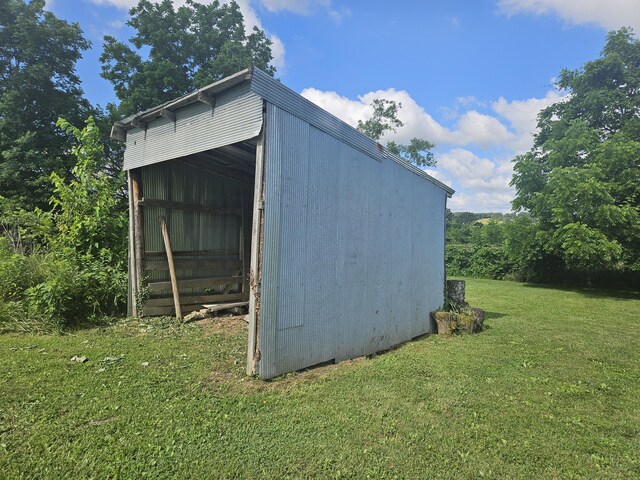 1713 Wall Rd, Mountain Grove, MO 65711 - view of pole building with a lawn
