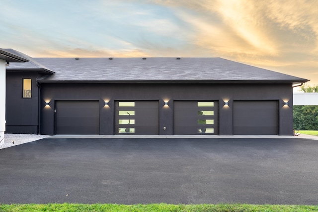 6298 E Summit View Dr, Springfield, MO 65809 - view of garage